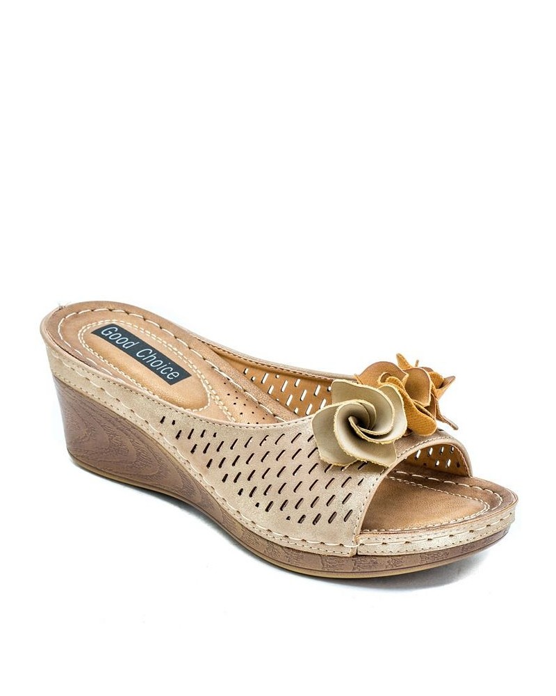 Juliet Wedge Sandal Gold $38.25 Shoes