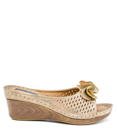 Juliet Wedge Sandal Gold $38.25 Shoes