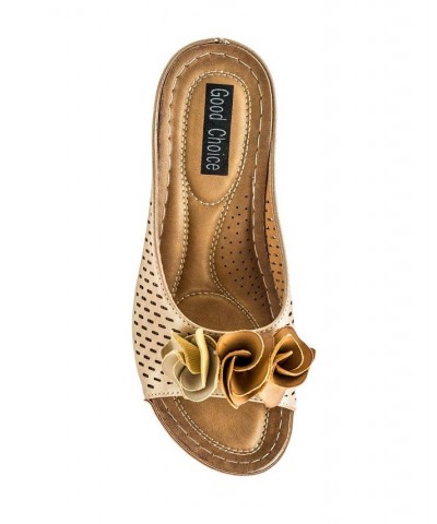 Juliet Wedge Sandal Gold $38.25 Shoes