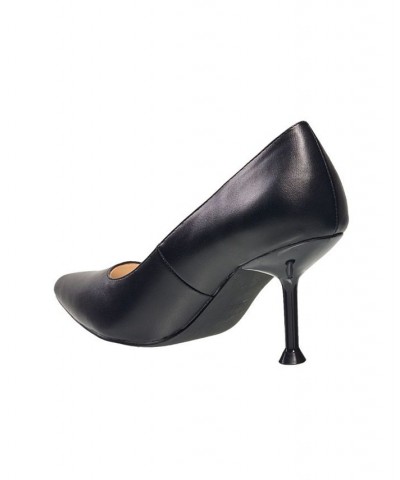 Women's Samui Flex Closed Toe Pumps Black $42.14 Shoes