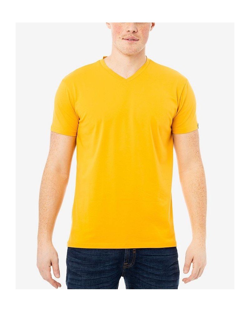 Men's Basic V-Neck Short Sleeve T-shirt PD04 $13.50 T-Shirts