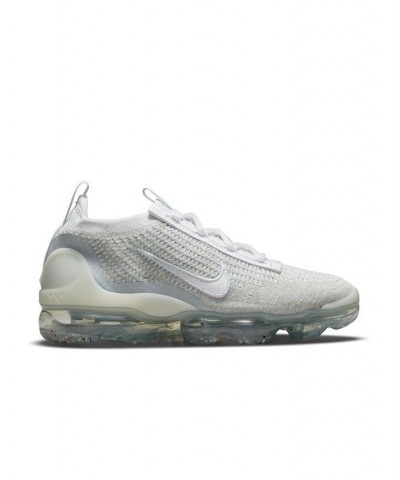 Women's Air Vapormax 2021 Flyknit Running Sneakers White $52.70 Shoes